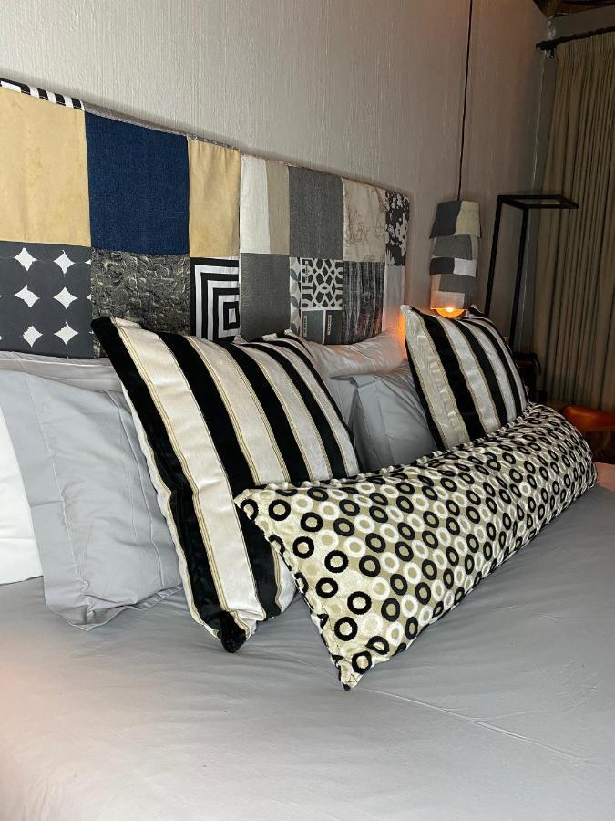 FOUR20 Bespoke Hotel Johannesburg Buitenkant foto