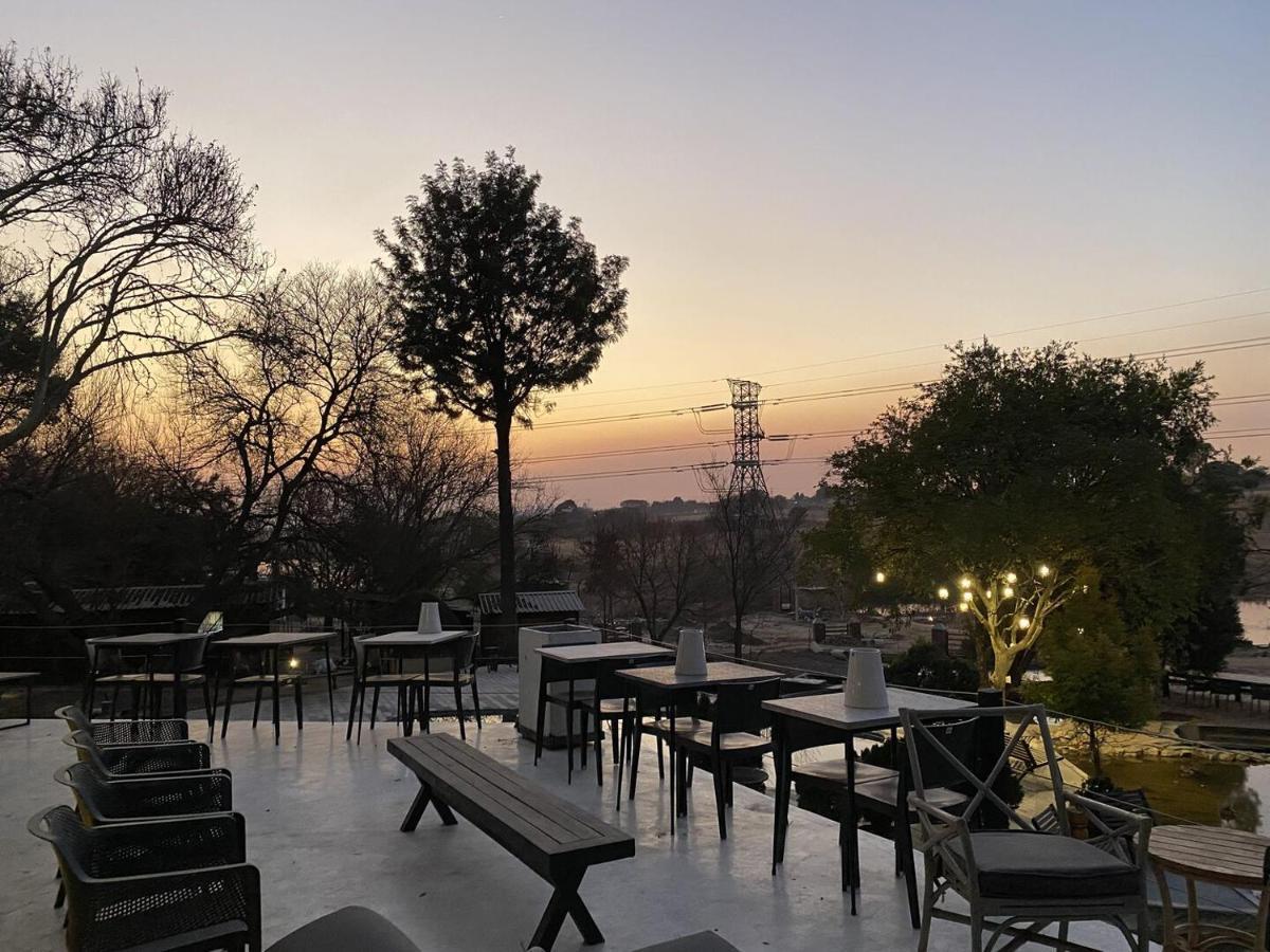 FOUR20 Bespoke Hotel Johannesburg Buitenkant foto